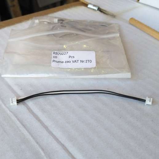 Фото товара "Запчасть RB70227 HARNESS 3P-E UNIT   (RB395/215) (MAX)"